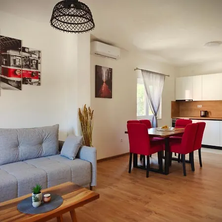 Apartment Bole & Ive